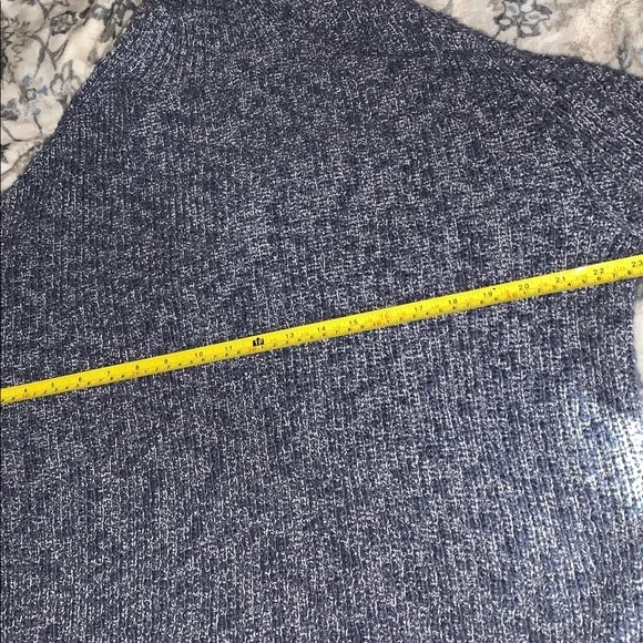 Aerie “Hits the spot mock-neck” sweater - Picture 3 of 4